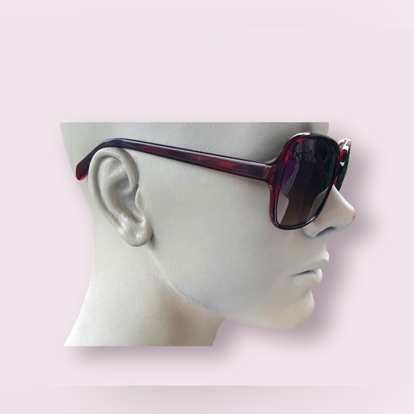 Oliver Peoples Sunglasses + Case - Picture 4 of 12